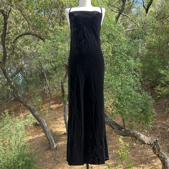NWT RHODE JEMIMA SLIP STYLE BLACK VELVET MAXI DRESS SIZE 12 - Picture 4 of 7